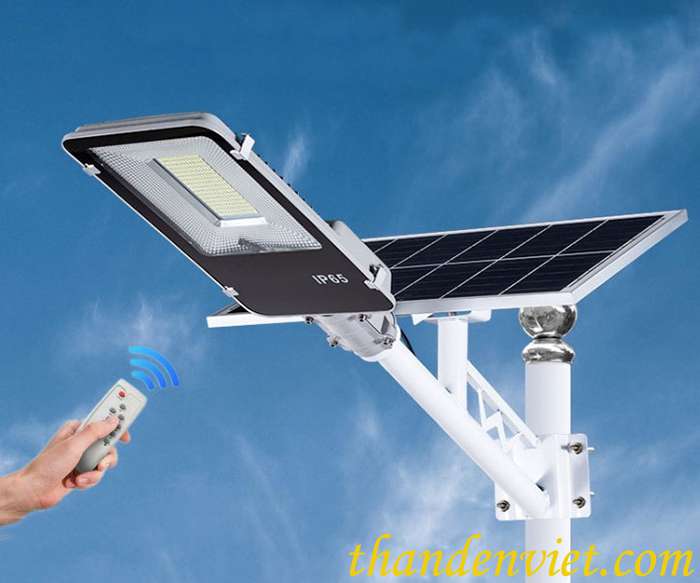 Đèn đường năng lượng mặt trời NK0015 70W
